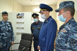 ПРОКУРОР САНКТ-ПЕТЕРБУРГА ВИКТОР МЕЛЬНИК В ХОДЕ РАБОЧЕГО ВИЗИТА ПОСЕТИЛ СИЗО-1 УФСИН РОССИИ ПО Г.САНКТ-ПЕТЕРБУРГУ И ЛЕНИНГРАДСКОЙ ОБЛАСТИ